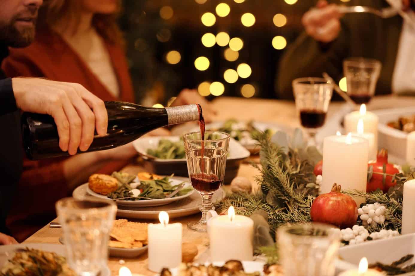 How to Host in Small Apartments: 10 Genius Tips for Stress-Free Holiday Hosting